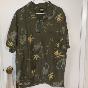 Tommy Bahama Silk Blend Hawaiian Shirt Men’s Large Green Tropical Button Up